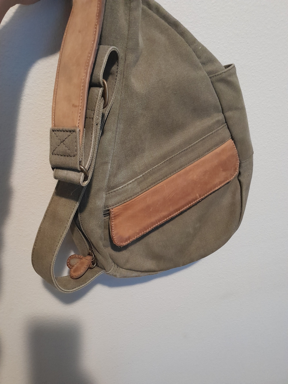 L.L. Bean Olive Green Canvas Men’s Crossbody / Shoulder Bag - Picture 6 of 9